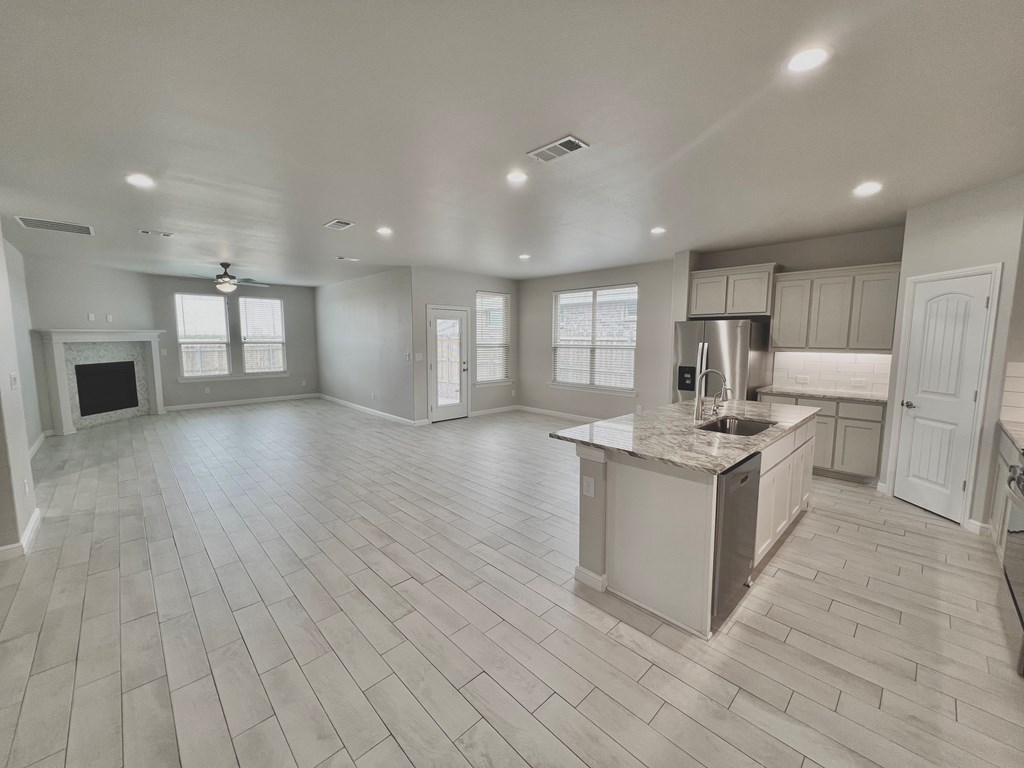 3108 Mearns Ct, Midland, Texas image 8