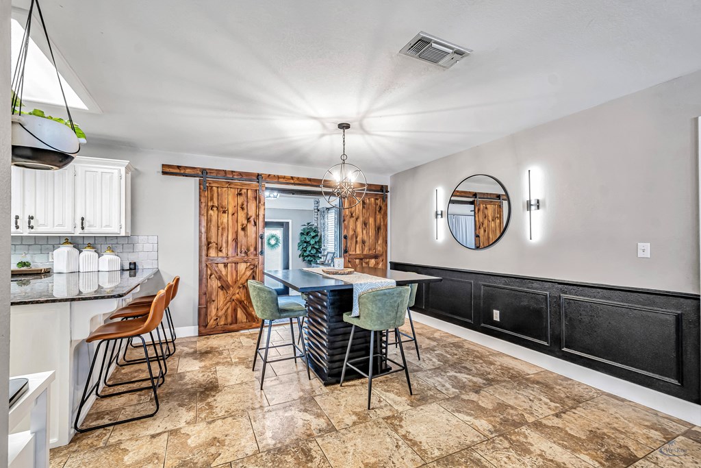 2903 S County Rd 1083, Midland, Texas image 10