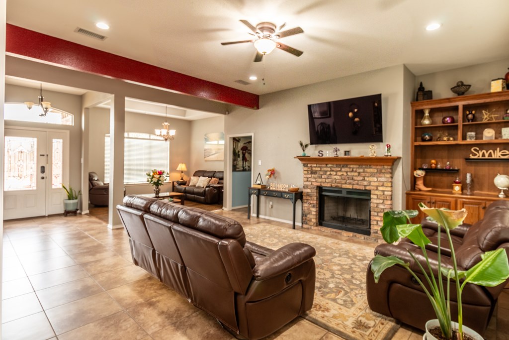 4817 Yearwood Dr, Midland, Texas image 3