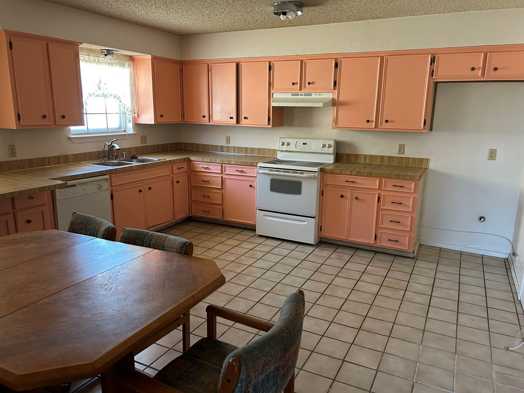 3210 Park Lane, Midland, Texas image 5