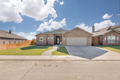 Homes For Sale - 409 O'rourke St<br/> Midland, TX 79706
