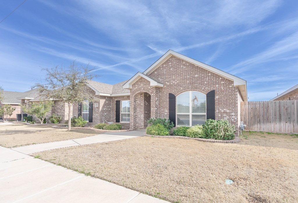 1302 Solomon Lane, Midland, Texas image 3