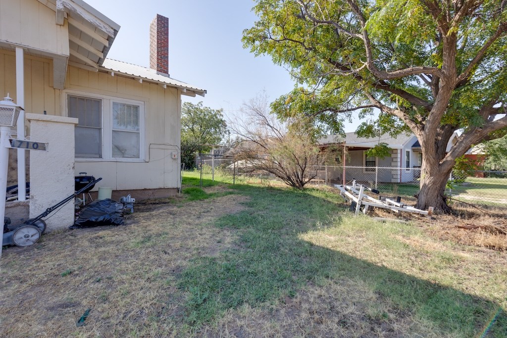 1710 E Austin St, Big Spring, Texas image 7