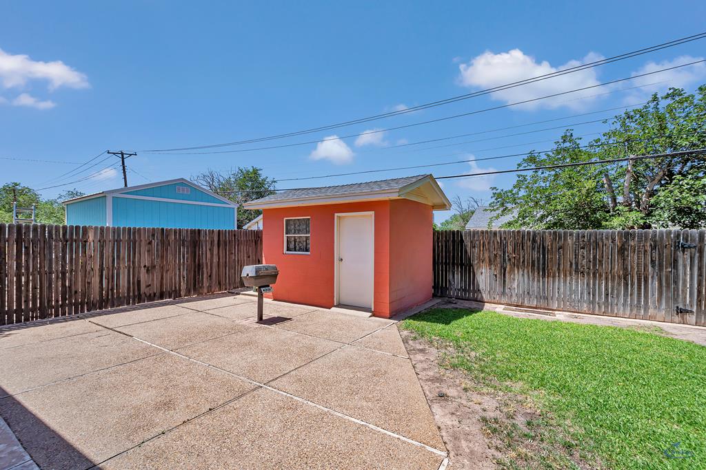 2310 W Shandon Ave, Midland, Texas image 40