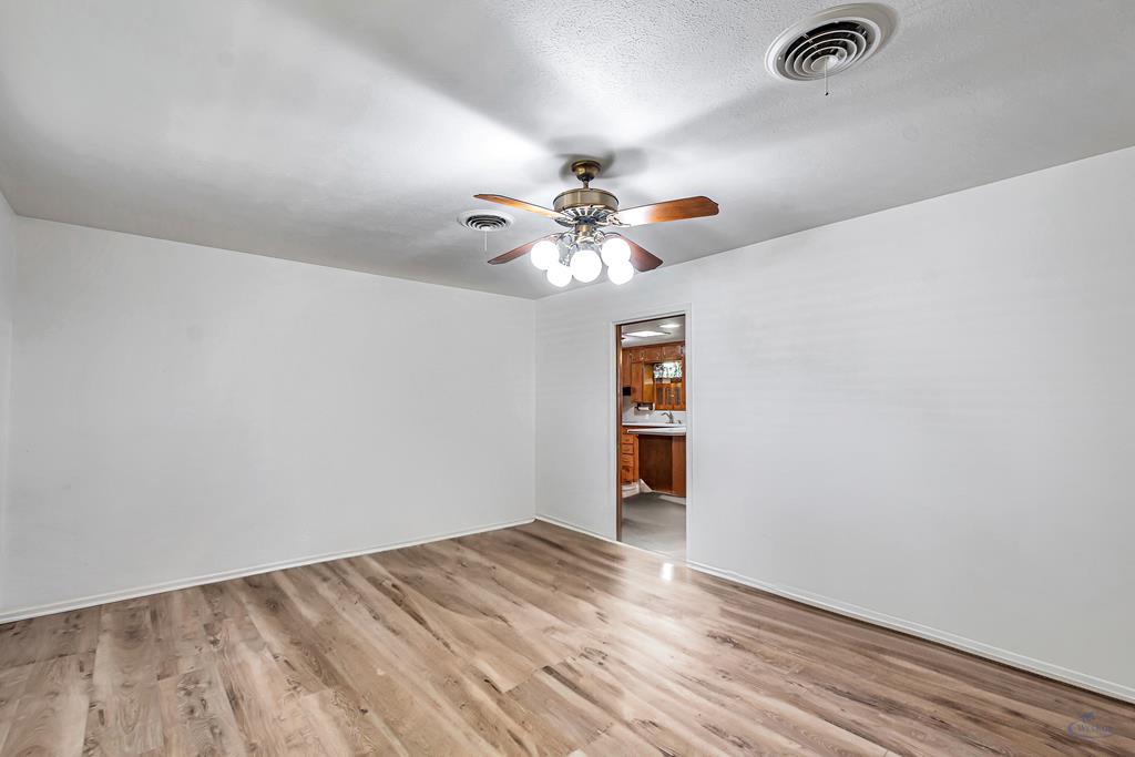 2310 W Shandon Ave, Midland, Texas image 2