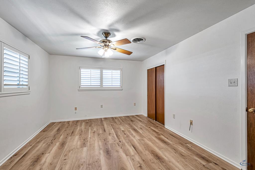 2310 W Shandon Ave, Midland, Texas image 29