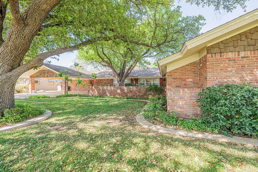 2101 Oaklawn Dr, Midland, Texas image 4