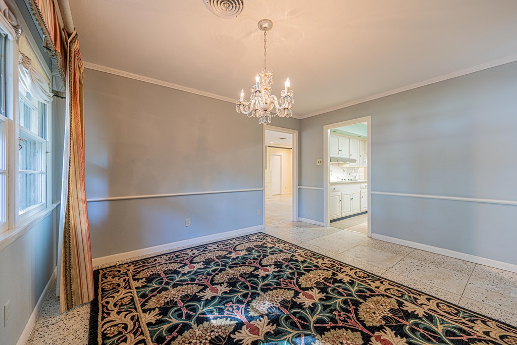 2101 Oaklawn Dr, Midland, Texas image 9
