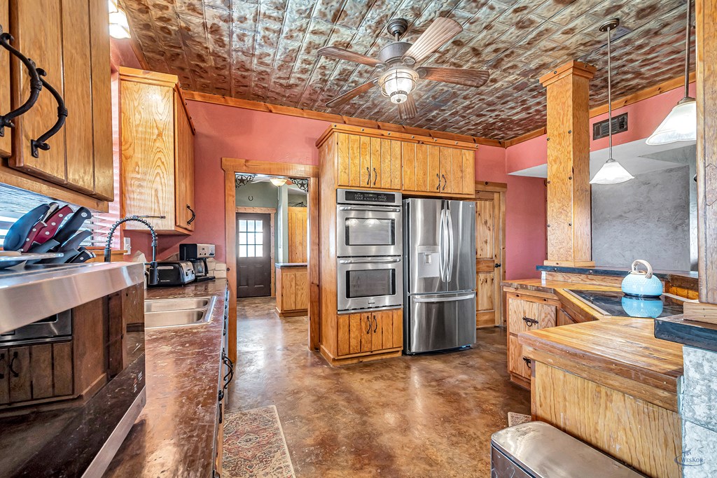 10500 E County Rd 90, Midland, Texas image 21