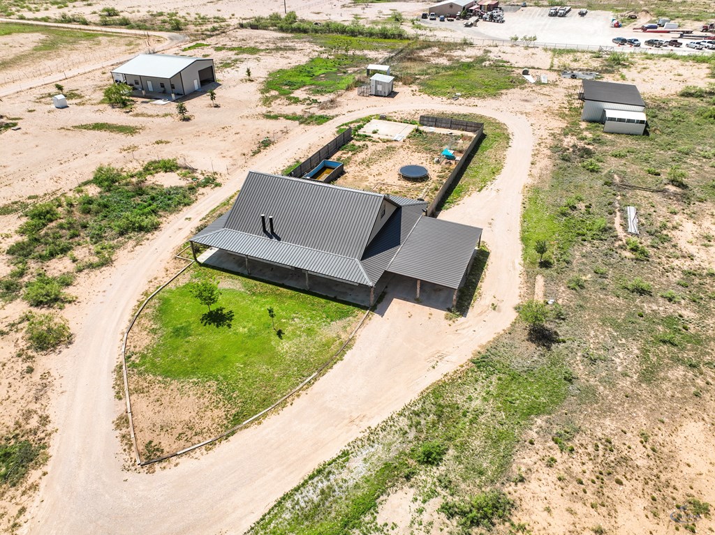 10500 E County Rd 90, Midland, Texas image 9