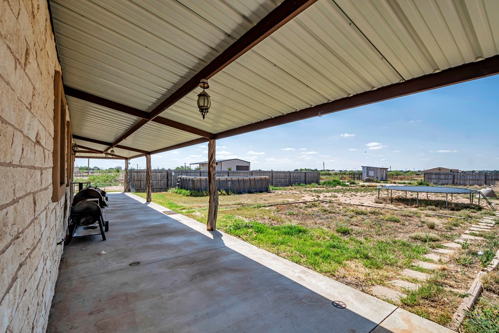 10500 E County Rd 90, Midland, Texas image 14