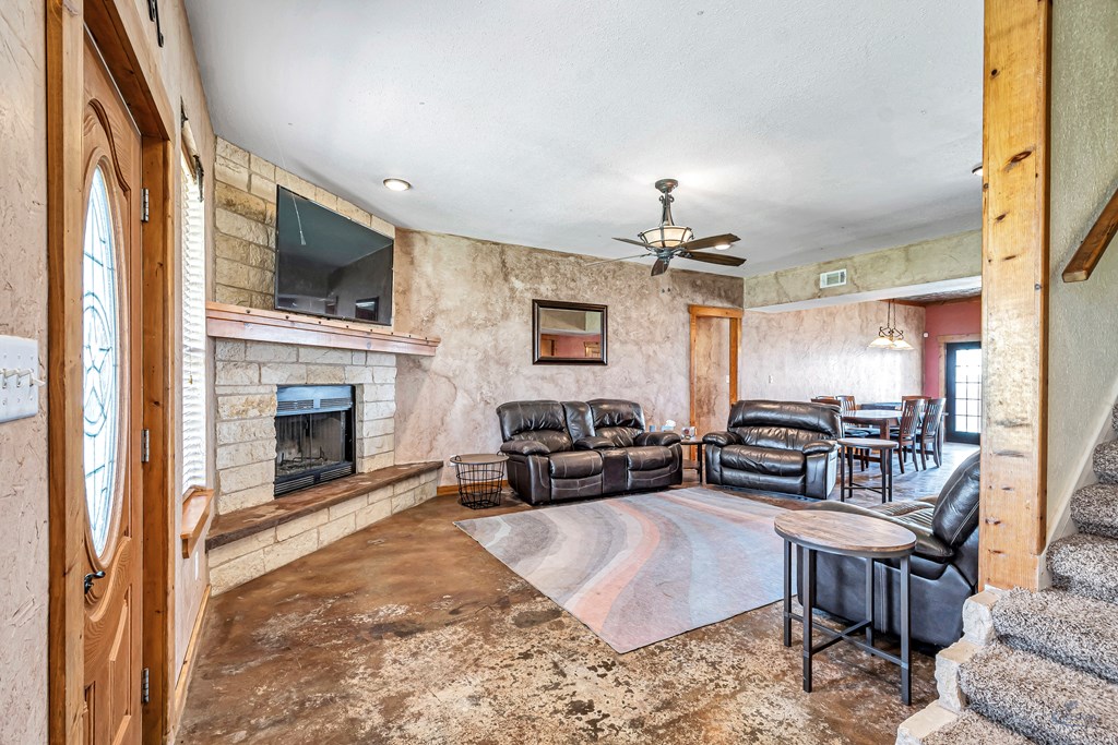 10500 E County Rd 90, Midland, Texas image 16