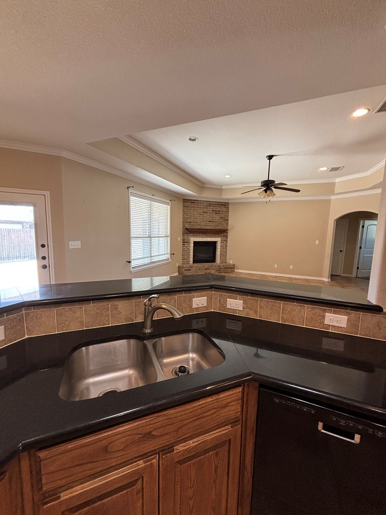 4304 San Pedro Court, Midland, Texas image 8