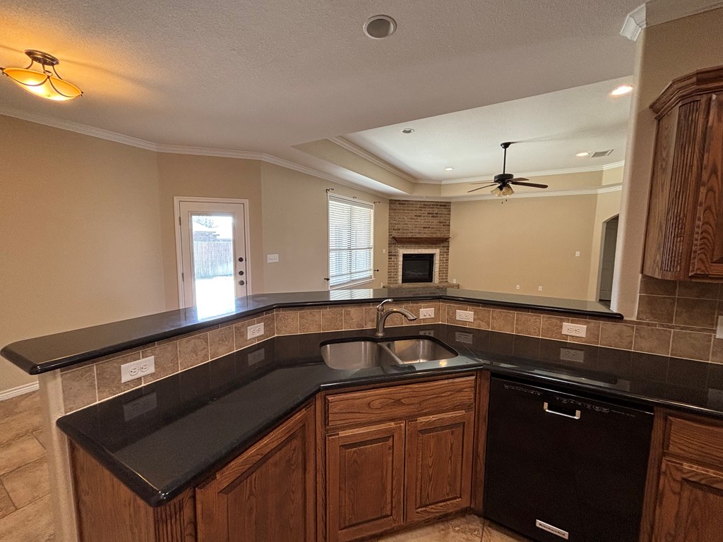 4304 San Pedro Court, Midland, Texas image 9