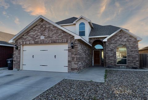 Homes For Sale - 5613 Baca<br/> Midland, TX 79705