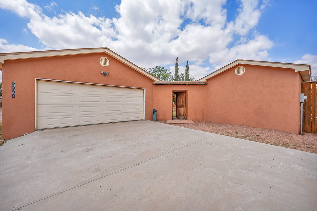 2309 W Golf Course Rd, Midland, Texas image 40