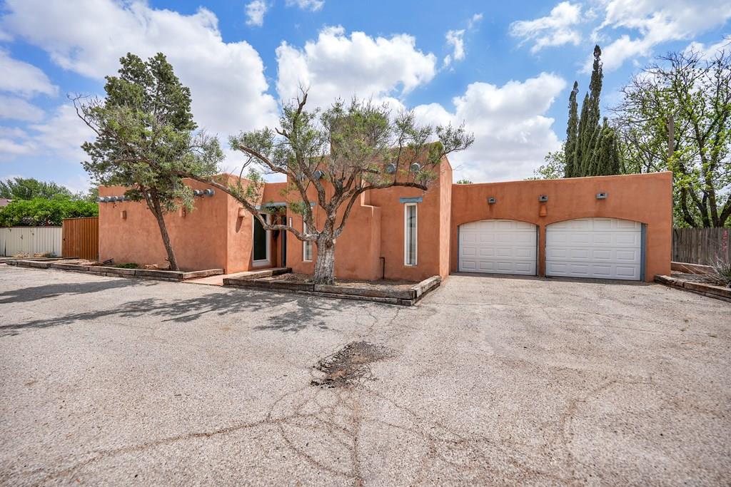 2309 W Golf Course Rd, Midland, Texas image 1