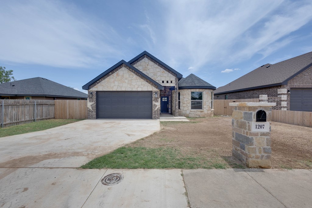 1207 Barnes Ave, Big Spring, Texas image 3