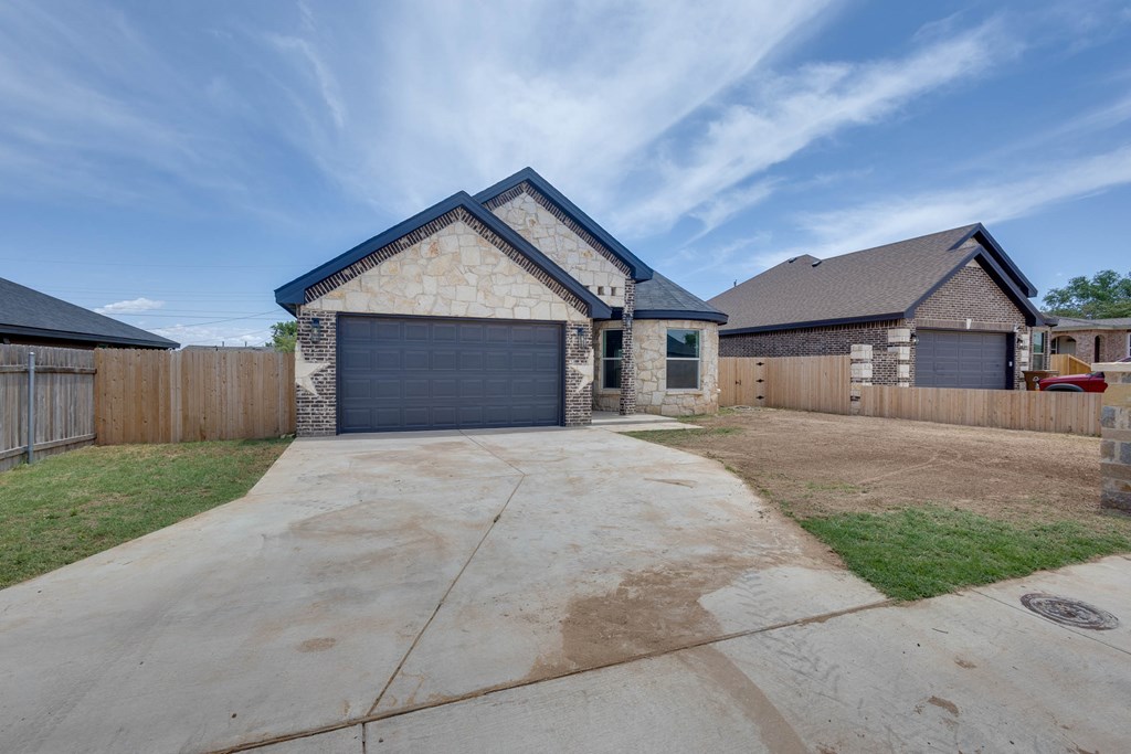 1207 Barnes Ave, Big Spring, Texas image 2