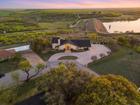 Homes For Sale - 1505 Hillcrest St<br/> Coleman, TX 76834