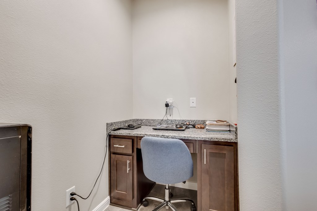 3206 Mearns Ct, Midland, Texas image 35