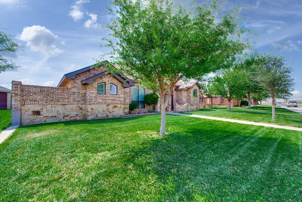 5 Warwick Dr, Odessa, Texas image 2