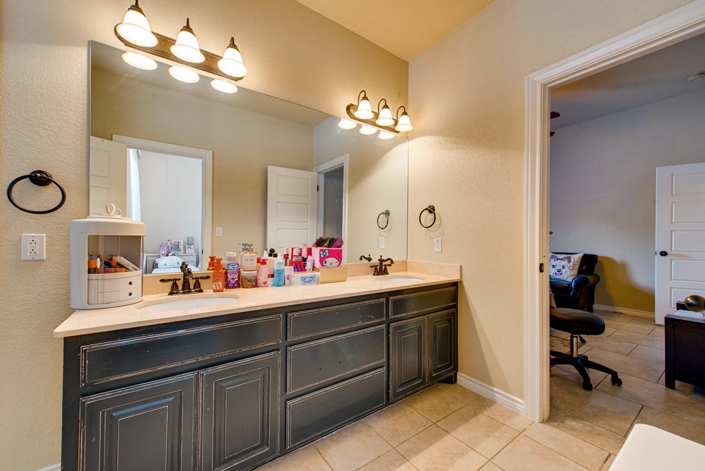 5 Warwick Dr, Odessa, Texas image 35