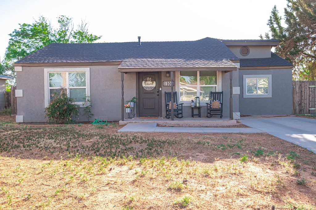1105 NW 5th St, Andrews, Texas image 2