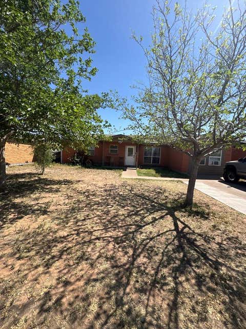 Homes For Sale - 4405 Harlowe Dr<br/> Midland, TX 79703