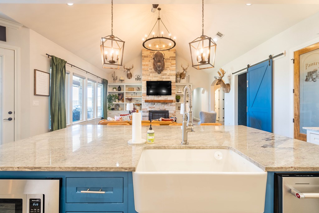 7305 E County Rd 112, Midland, Texas image 17
