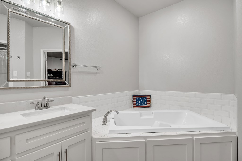 602 Frank Davis Ave, Coahoma, Texas image 31