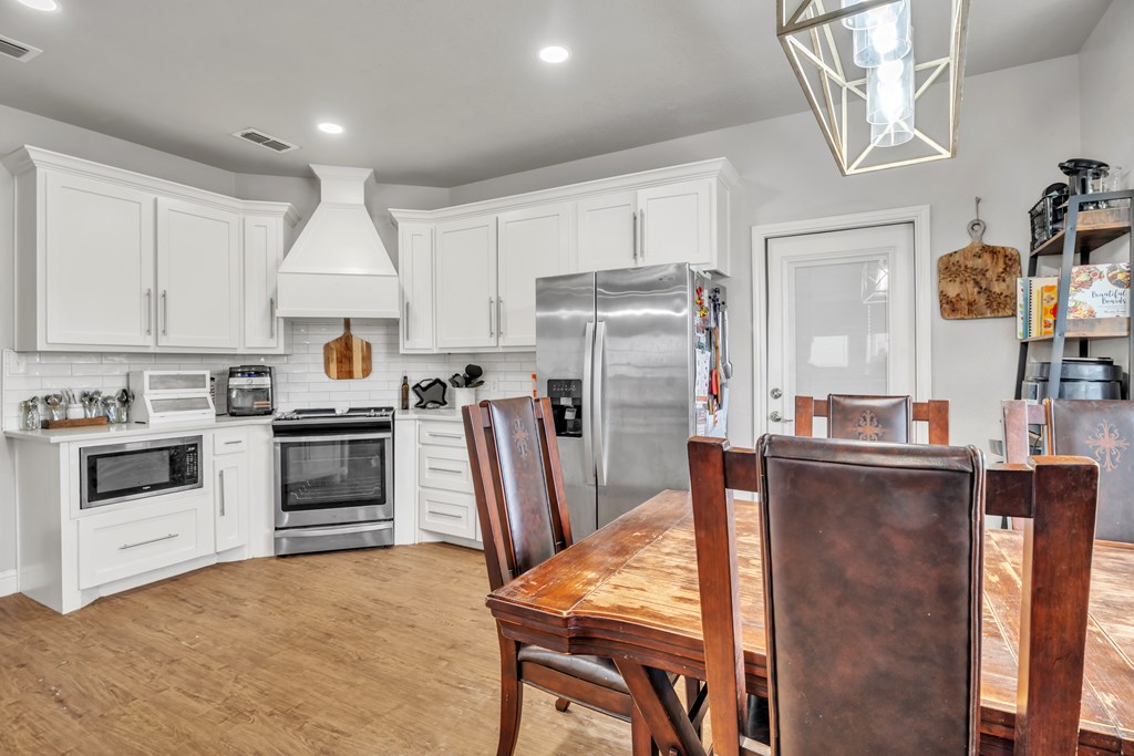 602 Frank Davis Ave, Coahoma, Texas image 14