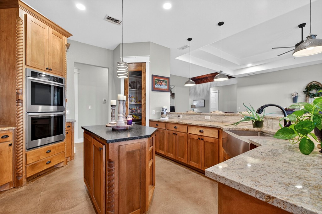 13300 E County Rd 116, Midland, Texas image 8