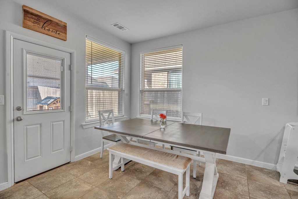 8424 County Rd 113, Midland, Texas image 12