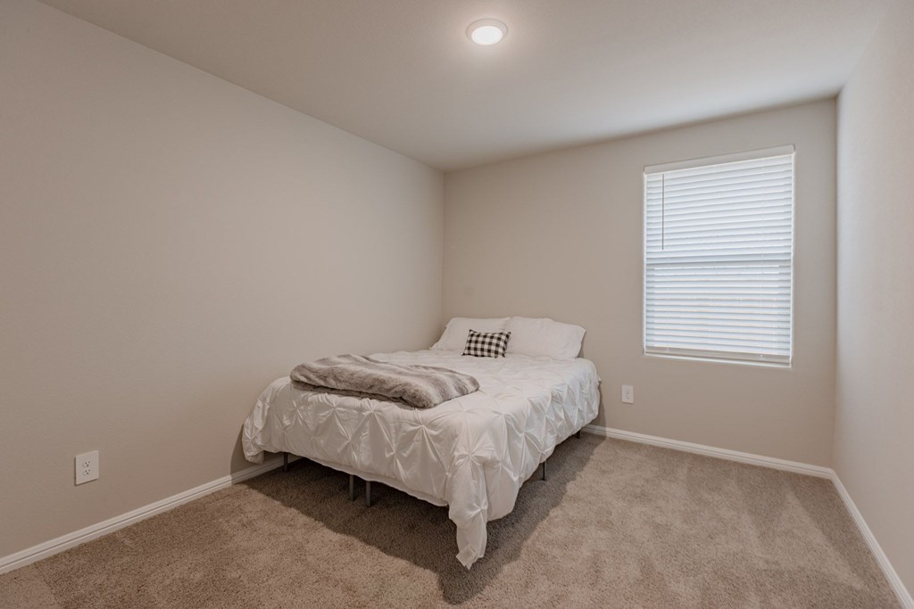 8217 E County Rd 114, Midland, Texas image 15