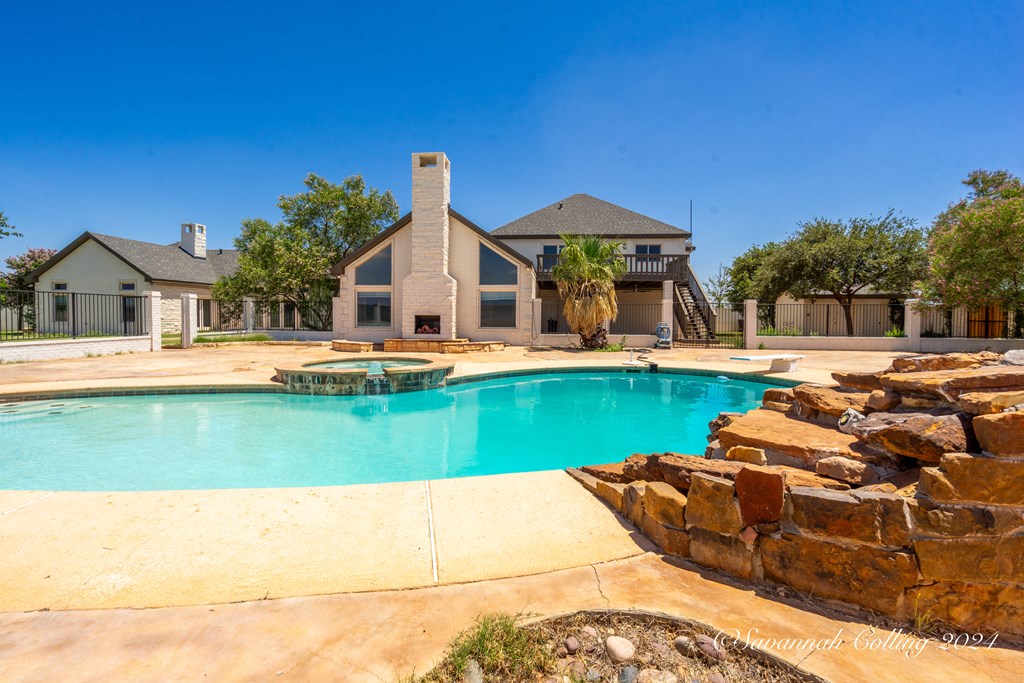 6814 W County Rd 50, Midland, Texas image 41