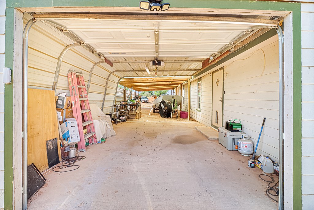10965 E Emerson St, Gardendale, Texas image 29