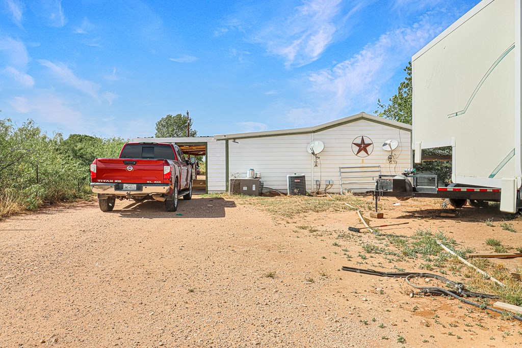 10965 E Emerson St, Gardendale, Texas image 22