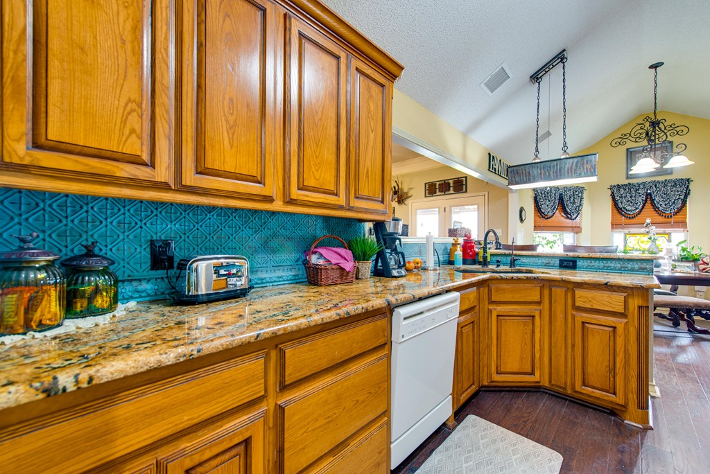 1002 Godfrey St, Midland, Texas image 17