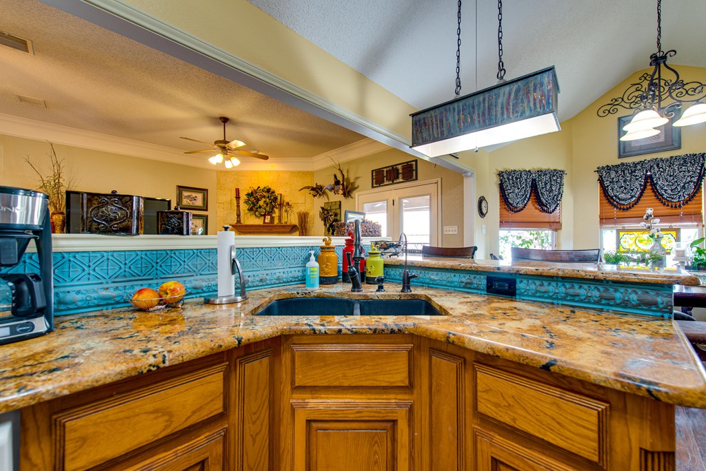 1002 Godfrey St, Midland, Texas image 19