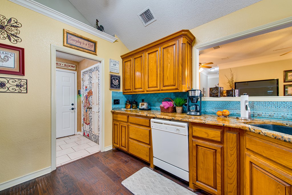 1002 Godfrey St, Midland, Texas image 18