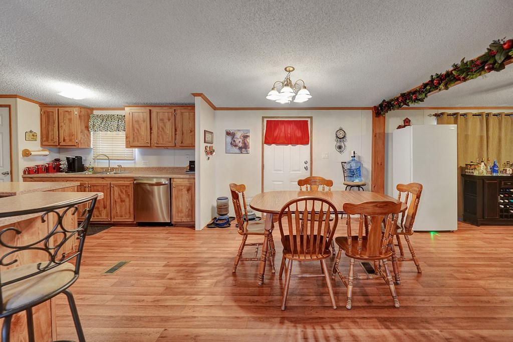 3214 S County Rd 1067, Midland, Texas image 8