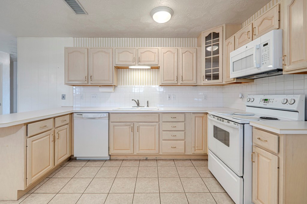 3813 E Everglade Ave, Odessa, Texas image 4