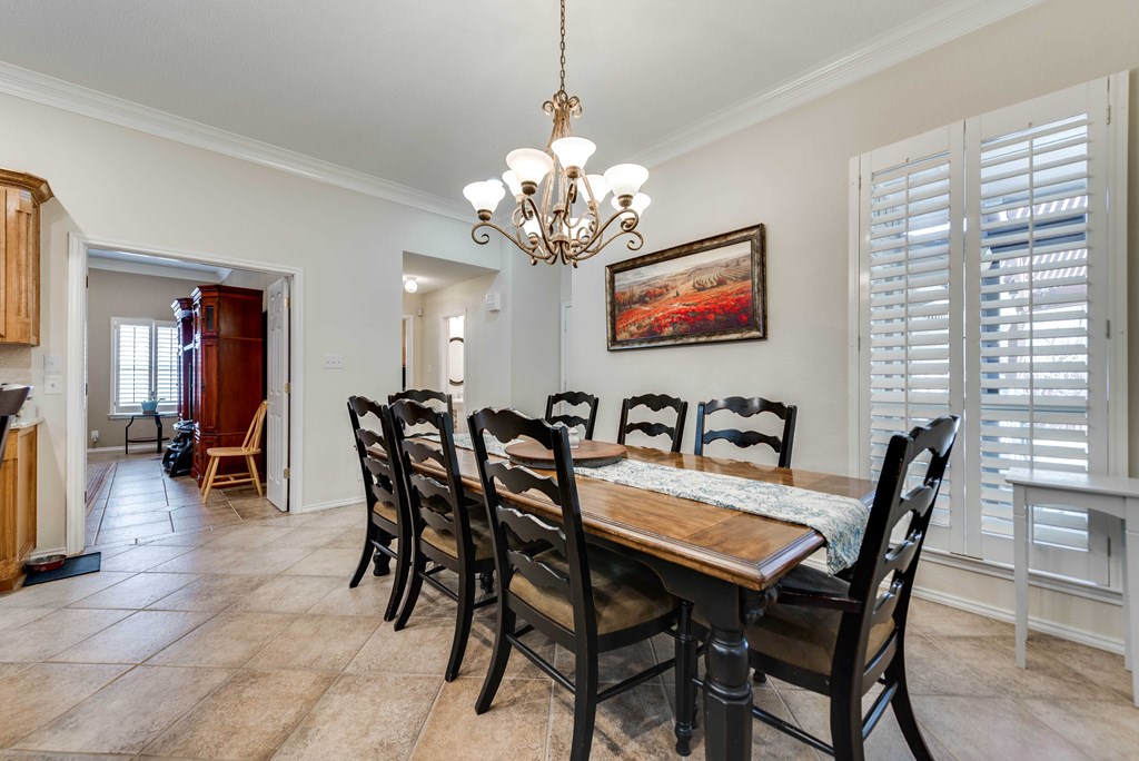 2106 Deeanna Lane, Midland, Texas image 5