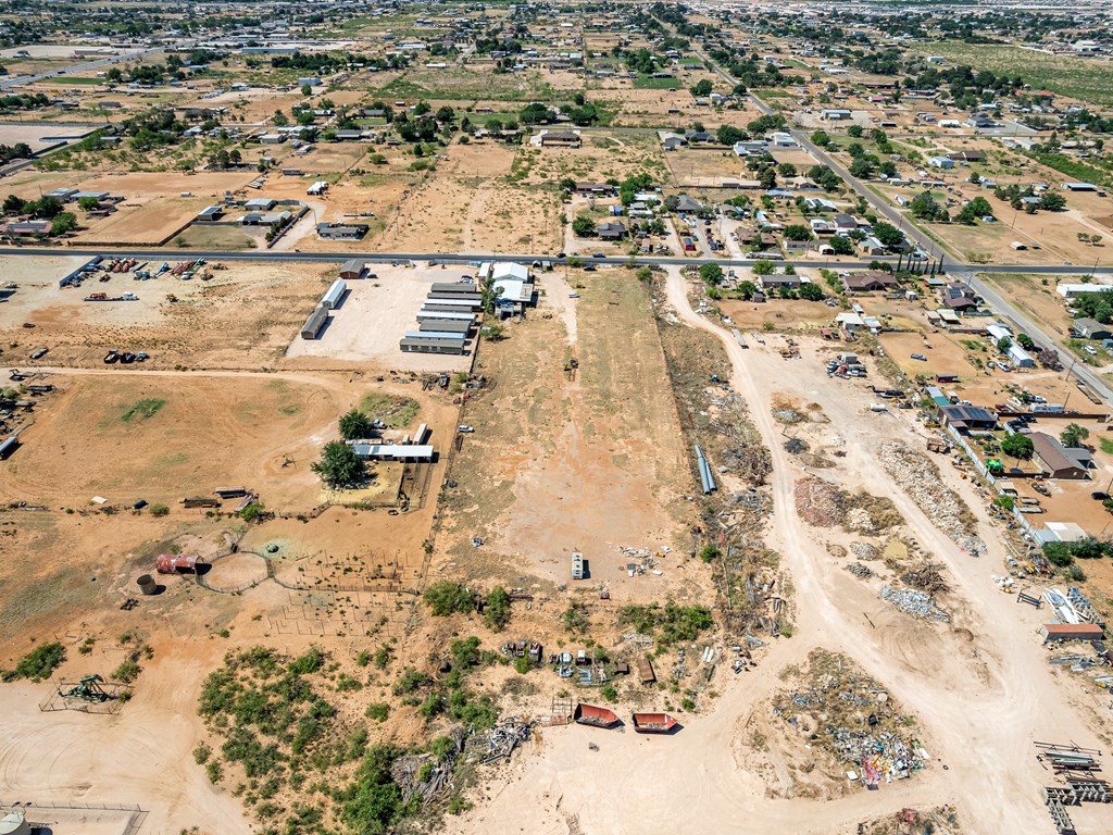 402 E County Rd 132, Midland, Texas image 2