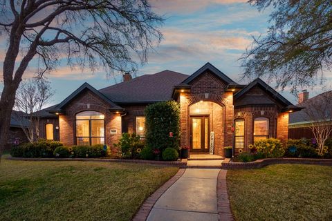 Homes For Sale - 5302 Oak Valley Dr<br/> Midland, TX 79707