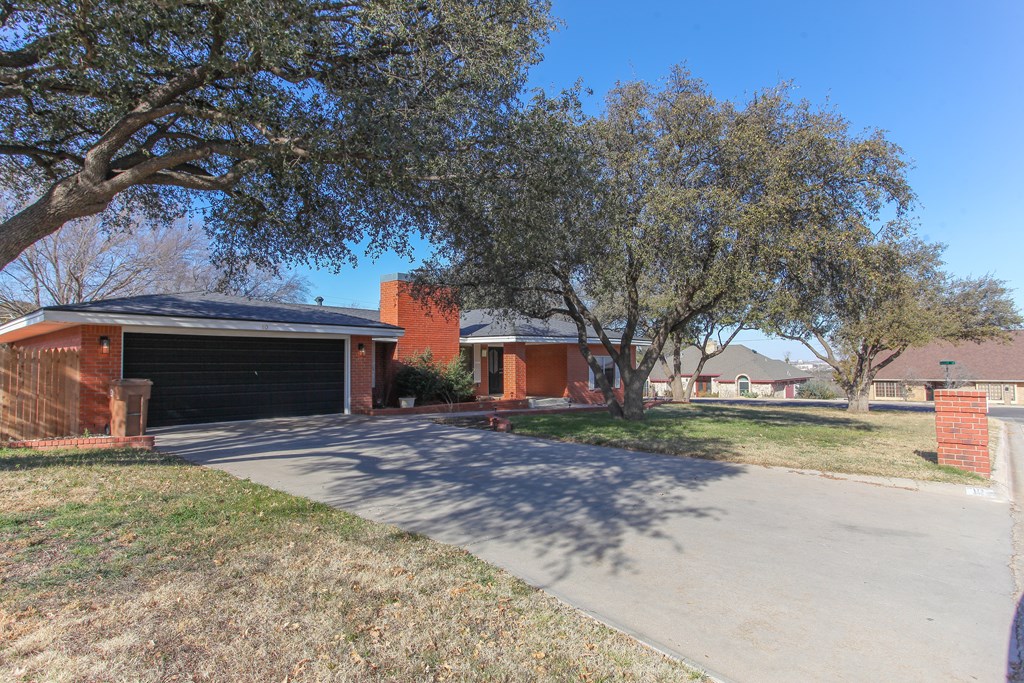 10 Glenwick Cove, Big Spring, Texas image 2