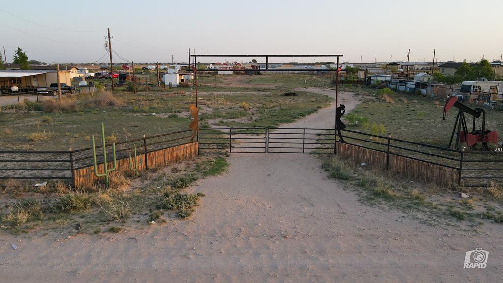 2511 E County Rd 156, Midland, Texas image 1