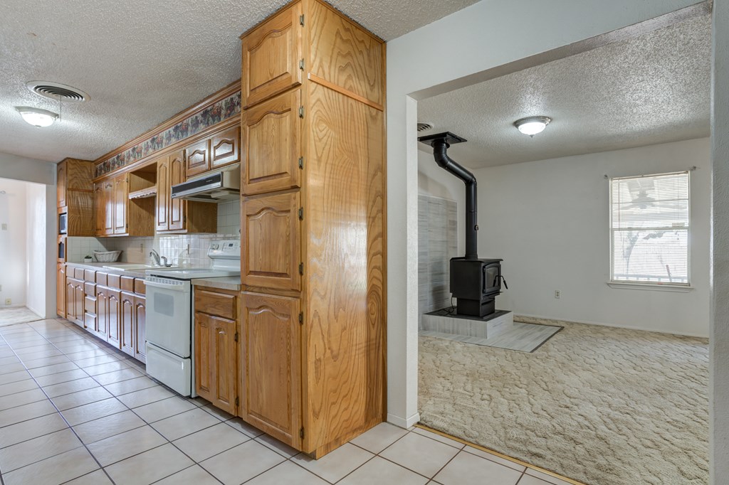 2807 Ave E, Snyder, Texas image 25
