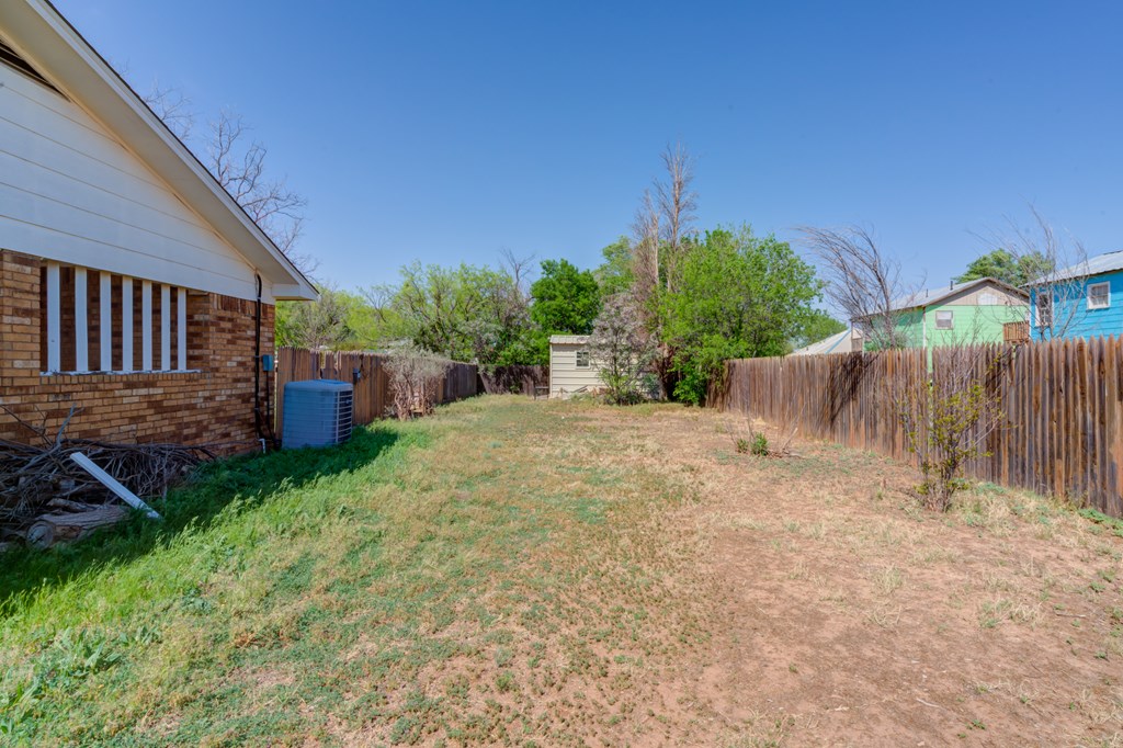 2807 Ave E, Snyder, Texas image 7